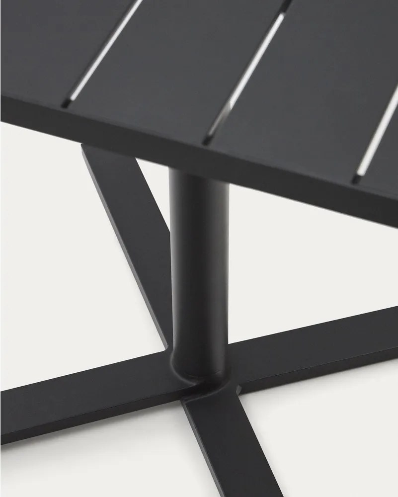 Fém kerti étkezőasztal 70x70 cm Torreta – Kave Home
