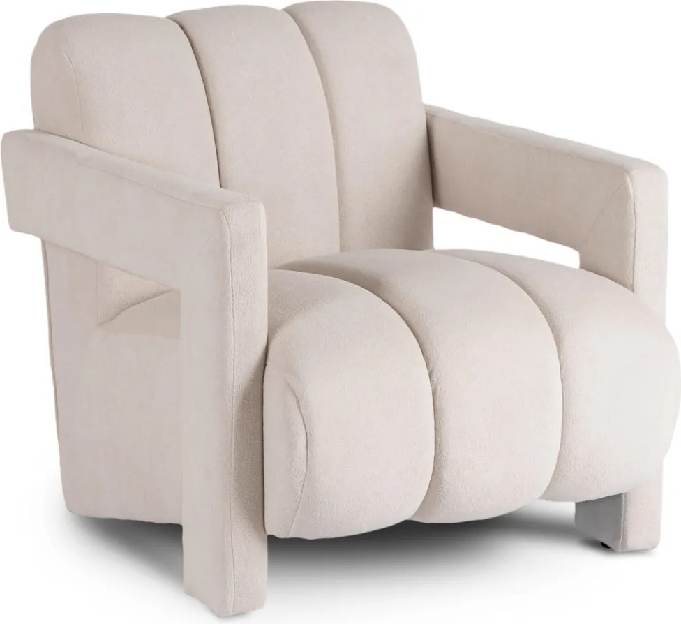 Fotel krém színben. BENDER