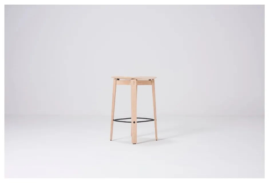 Natúr színű tölgyfa bárszék (ülésmagasság 65 cm) Nora – Gazzda