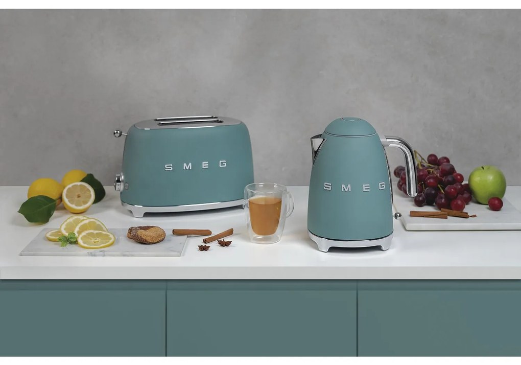 SMEG 50's Retro Style rychlovarná konvice 1,7l matná zelená - Smeg