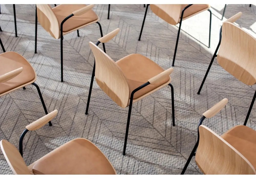 Barna-konyakbarna karfás-rakásolható étkezőszék szett 2 db-os diófa dekorral Book – Gazzda