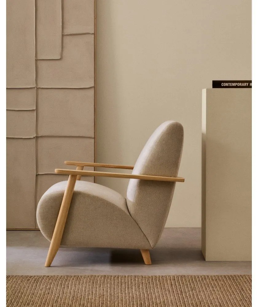 Bézs-krémszínű zsenília fotel Meghan – Kave Home