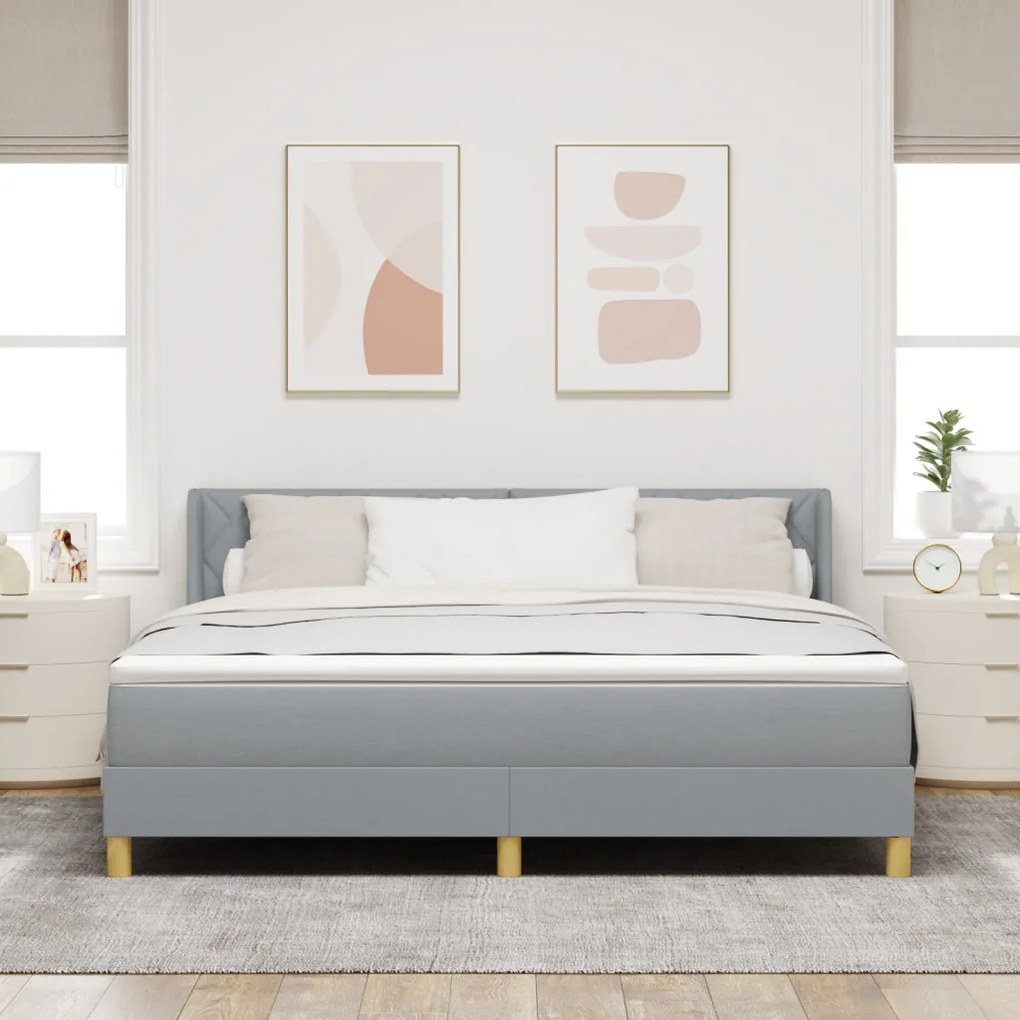 Rugós Ágy matracmal Világosszürke 180 x 200 cm szövet