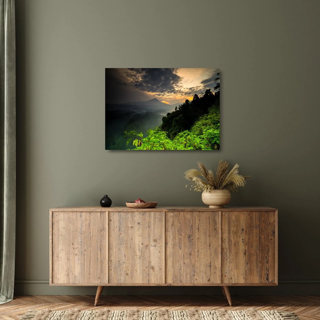 Kép - zöld hegyvidéki táj (üvegen) (70x50 cm)