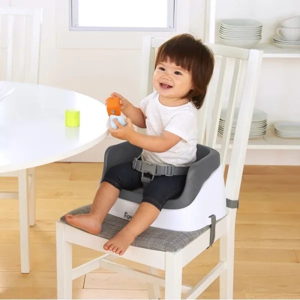 Ingenuity - Ülésmagasító étkezőasztalhoz 2in1 SMARTCLEAN TODDLER szürke