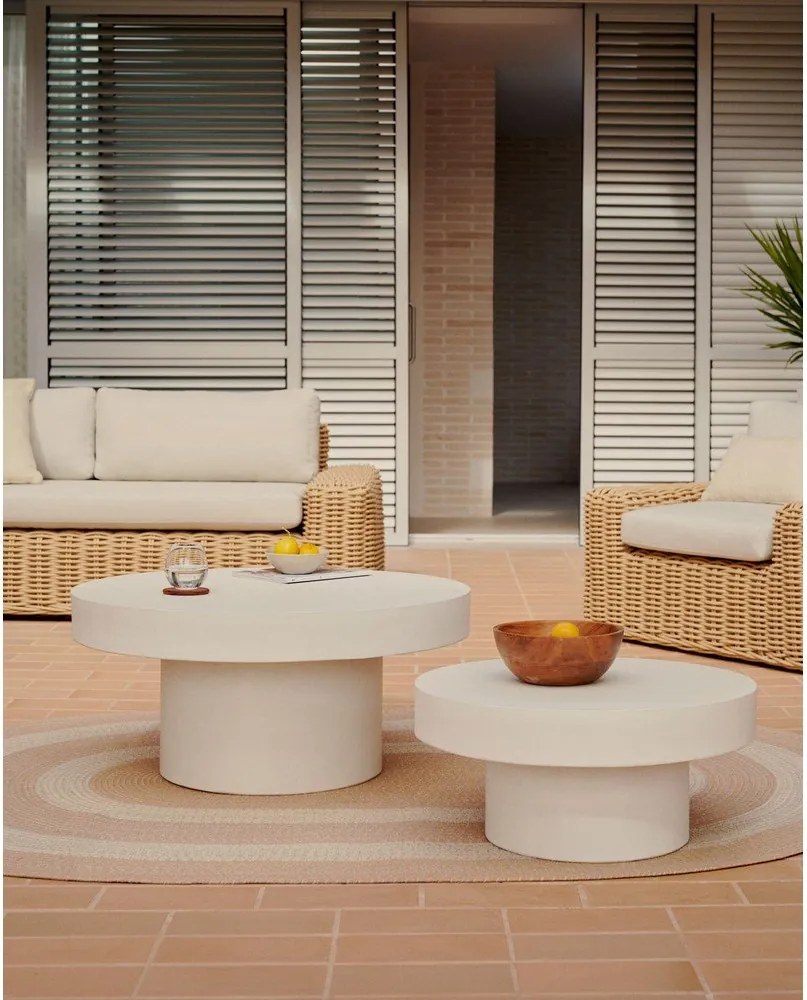 Beton kerek kerti dohányzóasztal ø 90 cm Aiguablava – Kave Home