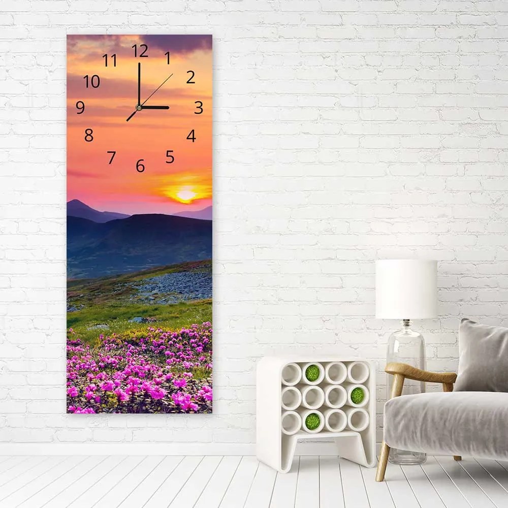 Gario Falióra Hegyi rét naplementében Méret: 40 x 118 cm