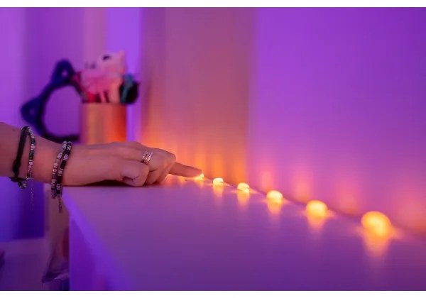 Twinkly TWKH100RGB-T - LED RGB Dimmelhető karácsonyi lánc 100xLED 8 m USB Wi-Fi