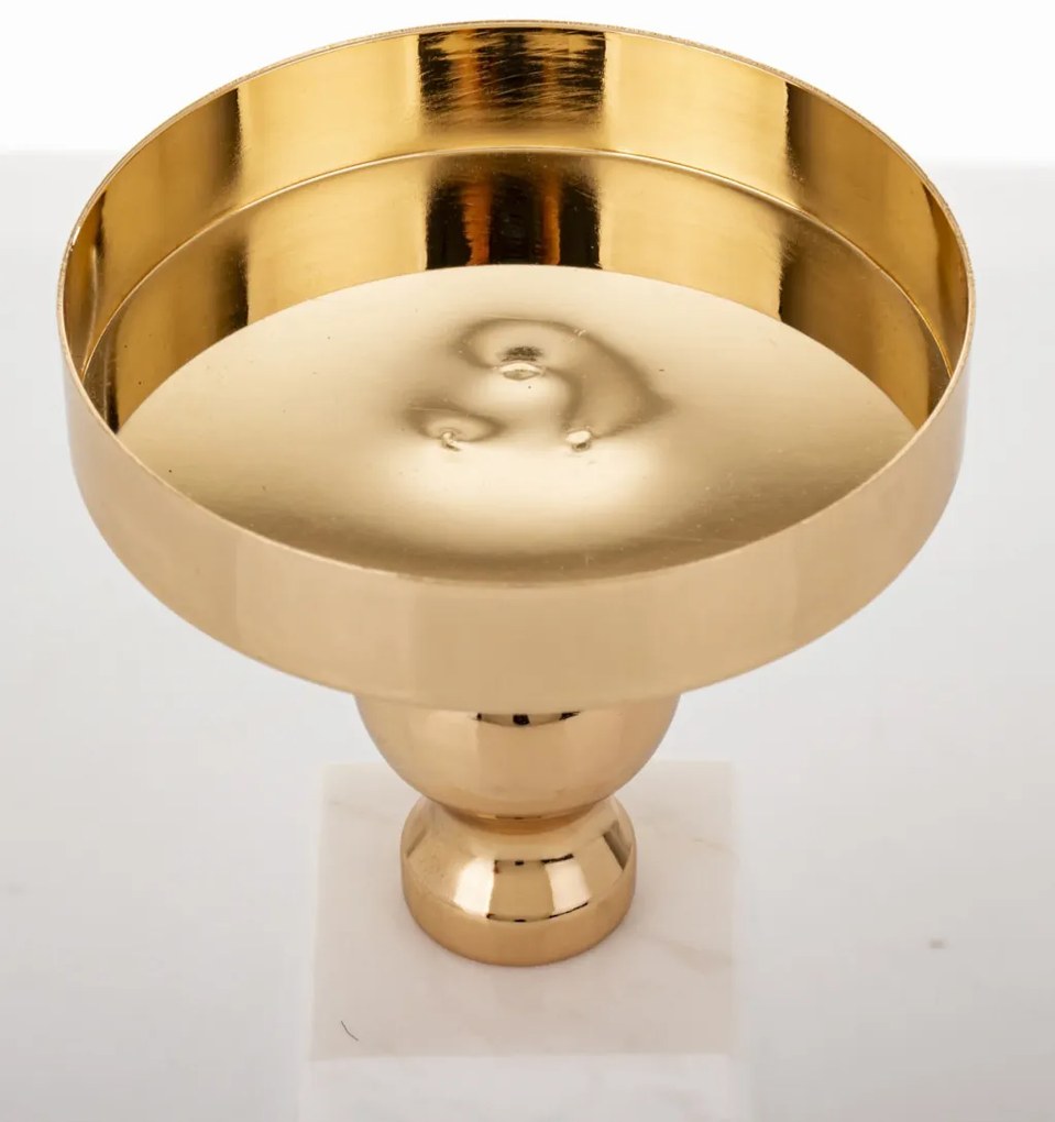 Márvány design kerek sárgaarany gyertyatartó fehér szögletes márvány talpon 19x8x8cm
