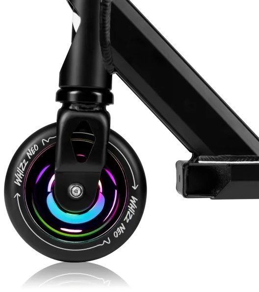 Lionelo - Gyerek roller WHIZZ NEO fekete