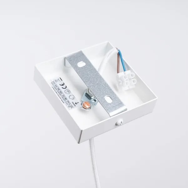 Sollux SL.1312 - Csillár zsinóron ARIES 1xE27/15W/230V bükkfa/fehér