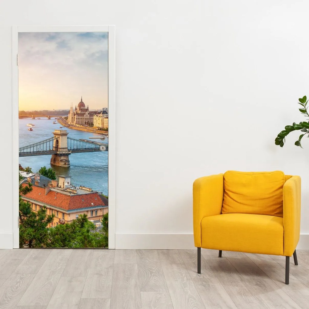Fotótapéta ajtóra - Budapest város folyóval (95x205cm)