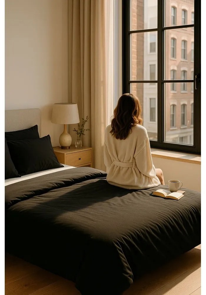 Fekete háromrészes egyszemélyes hosszabbított ágyneműhuzat lepedővel 160x220 cm Classic – Mila Home