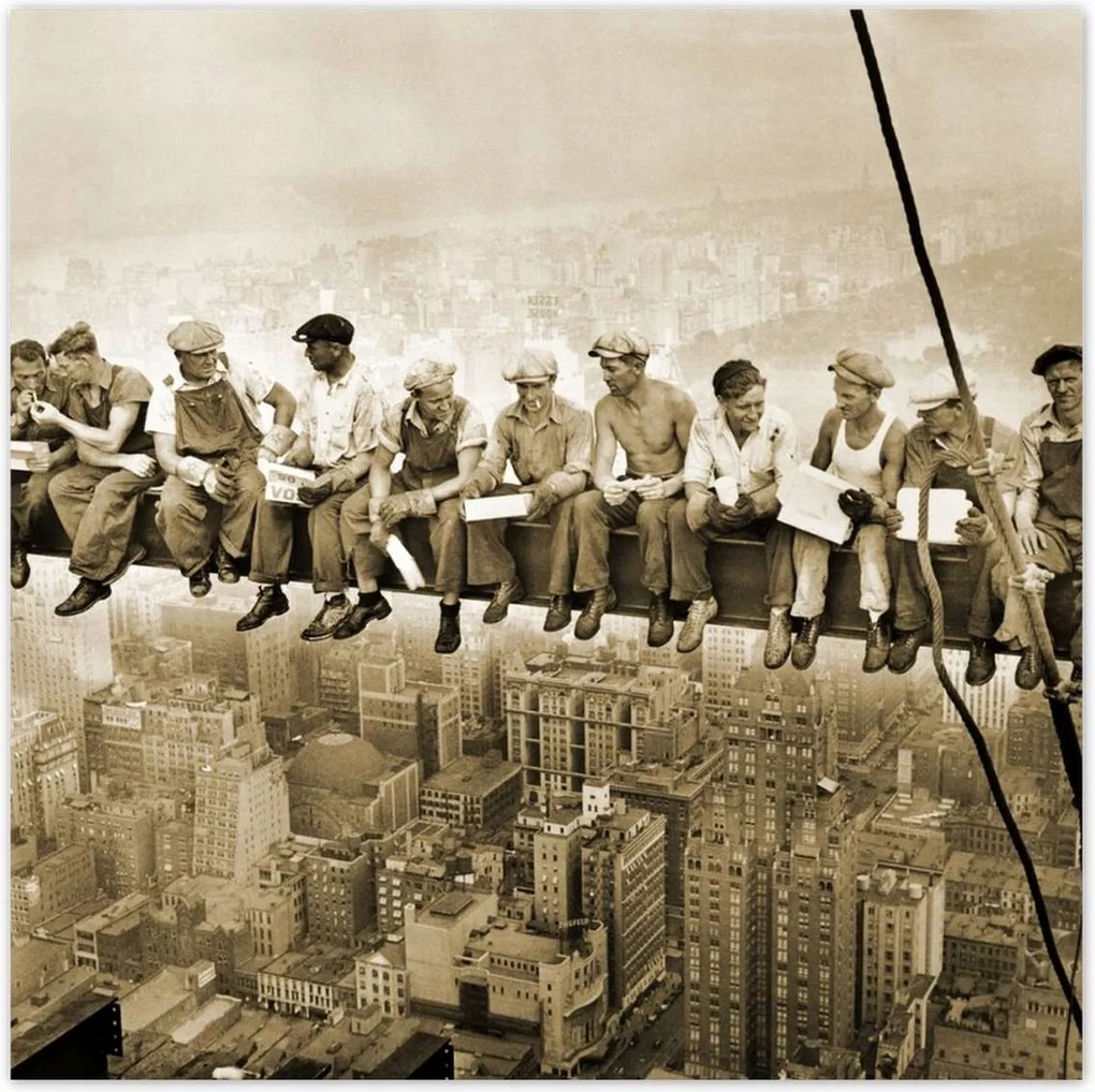 Poszterek 140x140 Ebéd a Szépia magasságában