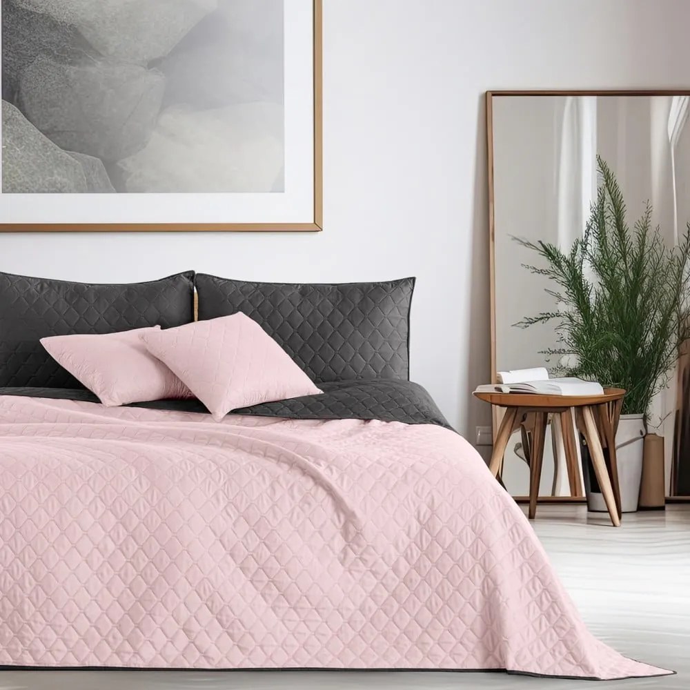 Axel rózsaszín-fekete kétoldalas mikroszálas ágytakaró, 260 x 280 cm - DecoKing