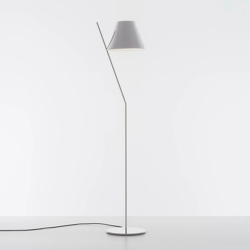 Artemide La Petite állólámpa, fehér, 160 cm, Quaglio Simonelli dizájn