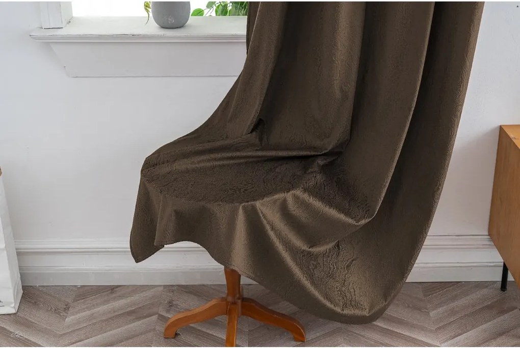 DUNES VELVET sötétítő függöny 140x250 cm, barna Felfüggesztés: Fém gyűrűk