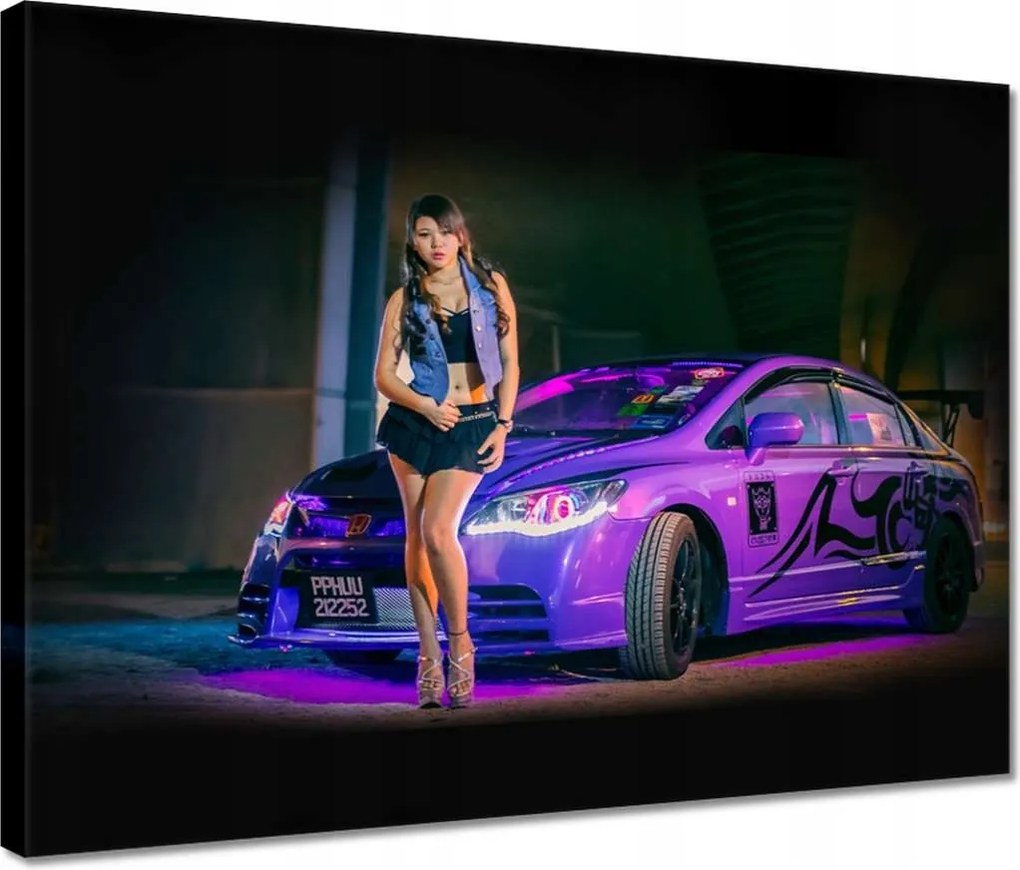 Vászonkép 40x30 Csaj a Honda-nál