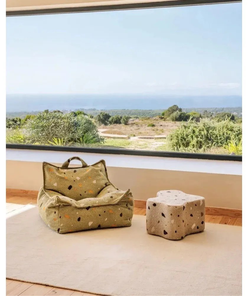 Világosbarna buklé-zsenília gyerek puff Terrazzo Cloud – Wigiwama