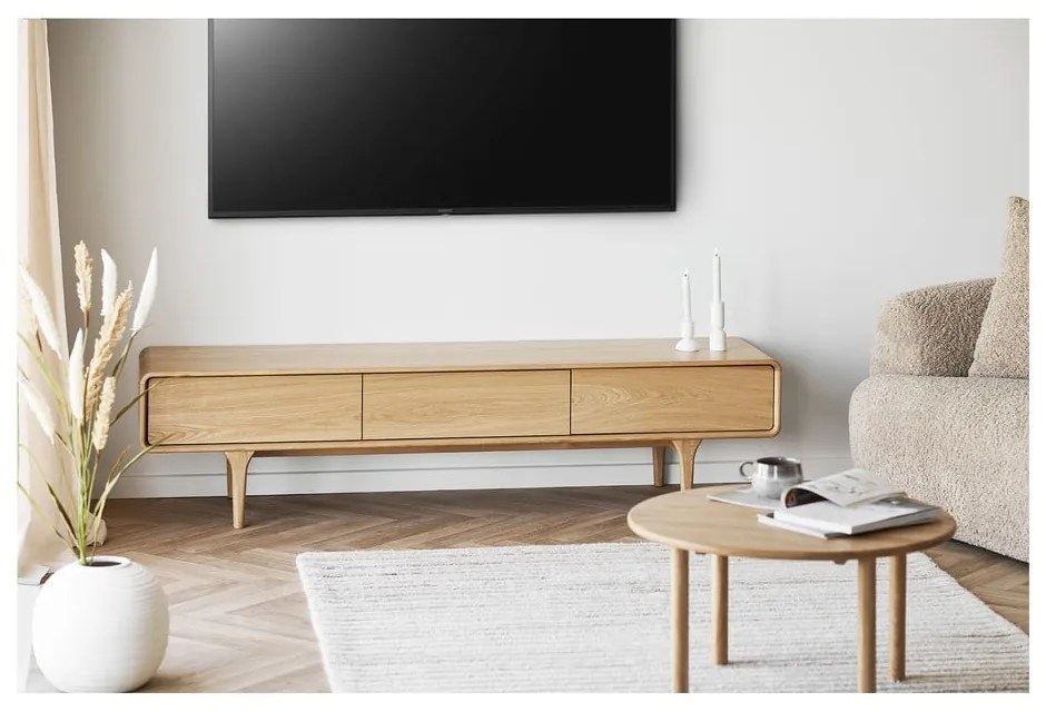 Natúr színű tölgyfa kerek dohányzóasztal ø 70 cm Jena – House Nordic