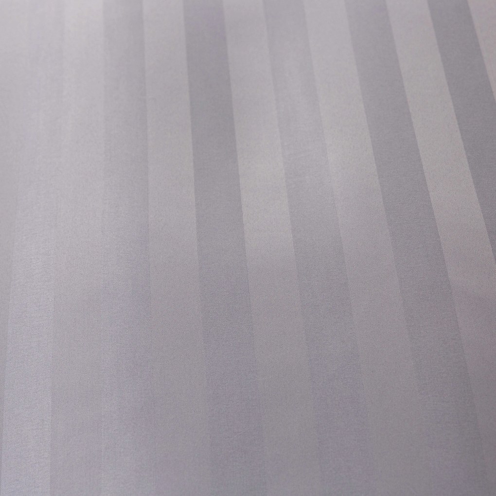 Mikroszálas hotel ágyneműhuzat JASMINE világosszürke - 2 cm csík, hotel stílusú zseb Ágyneműhuzat mérete: 2 db 70 x 90 cm | 200 x 220 cm