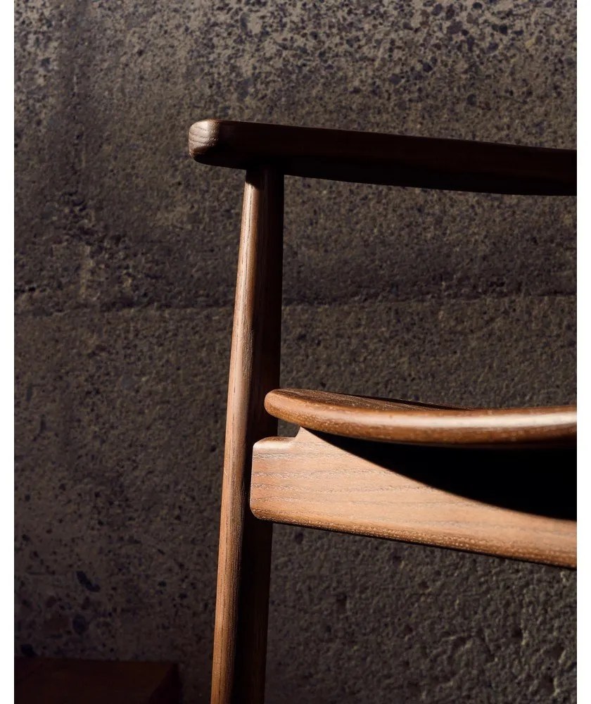 Barna tölgyfa étkezőszék Fondes – Kave Home