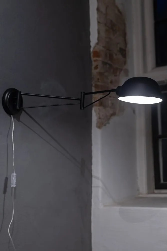 Fekete fali lámpa Portland – Markslöjd