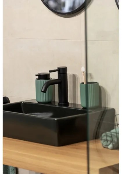 WENKO 24807100 - BELLUNO szappanadagoló 8x13,5 cm zöld/fekete