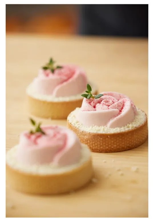 Szilikon sütőforma szett muffinhoz, 6 db-os ø 7 cm Rose – Blomsterbergs