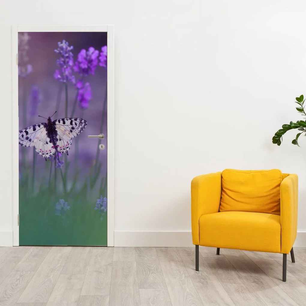 Fotótapéta ajtóra - Pillangó a levendulában (95x205cm)