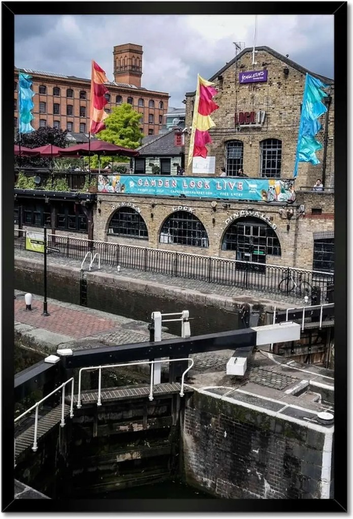 Poszterek keretben 40x60 Zsilip