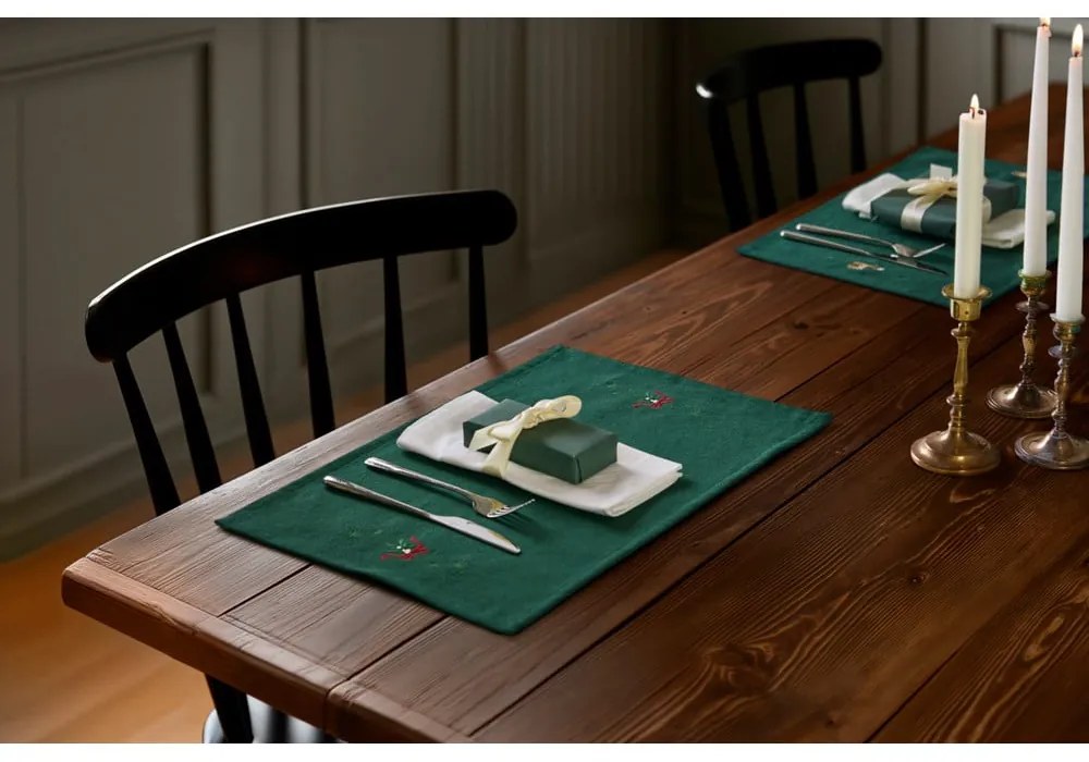 Pamutkeverék tányéralátét karácsonyi mintával 30x43 cm Christmas Fable – JUNA