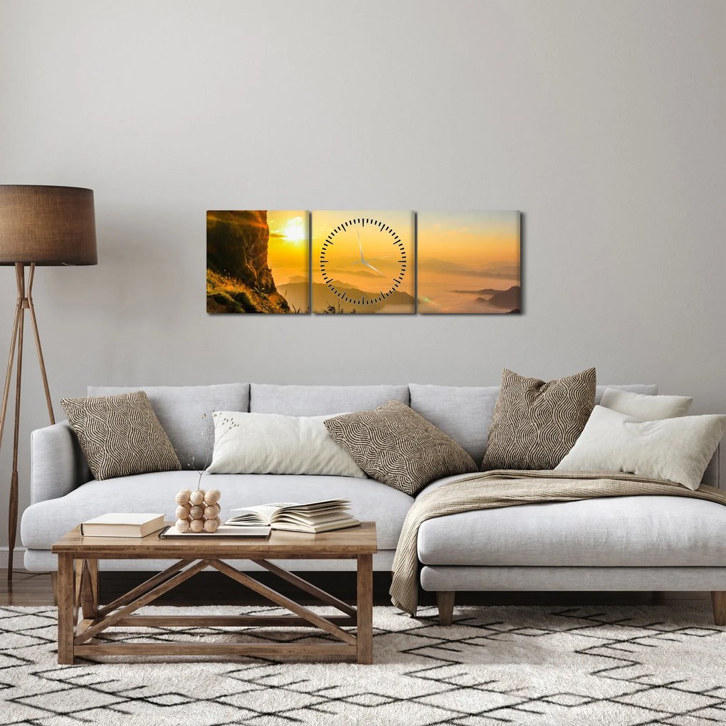 Egy völgy képe a reggeli ködben (órával) (90x30 cm)