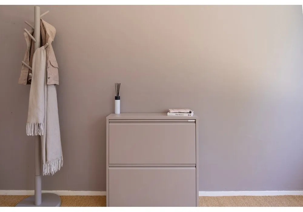 Szürkésbarna fém billenő ajtós cipőtartó 75x77,5x22,5 cm Billy – Spinder Design