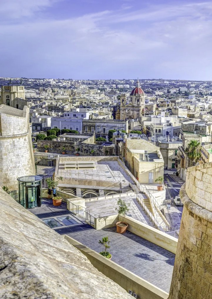 Poszter 42x59,4cm Panorámás kilátás Victoria városára, Assaf Frank