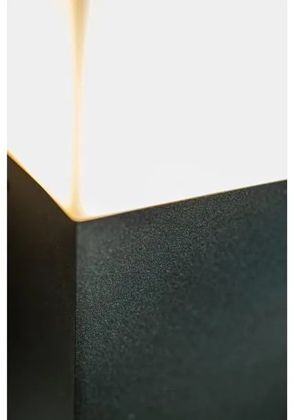 Lámpa Kerti lámpatest LARGO-AU, E27, max.15W, IP44, AC220-240V, 50-60Hz, falra szerelhető, grafit