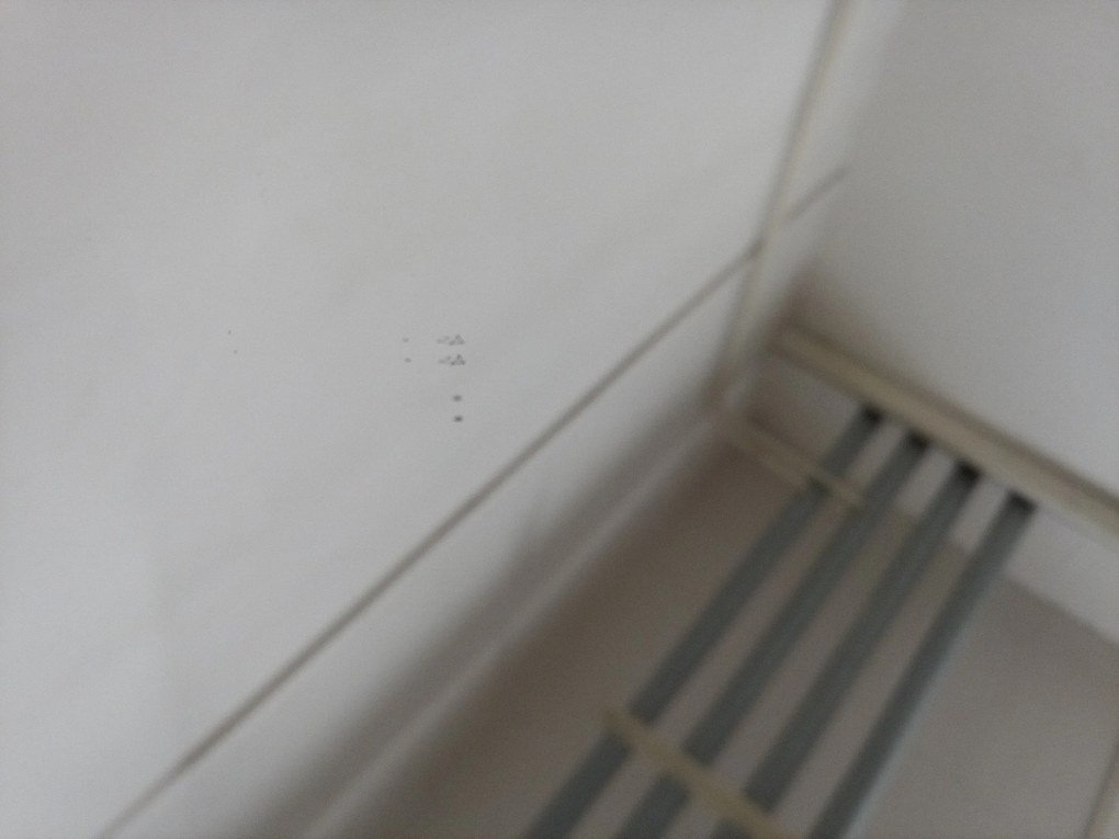 AKCIÓ Arany falra szerelhető kerek tükör LEOBERT - különböző méretek II. osztály Tükör átmérője: 60 cm