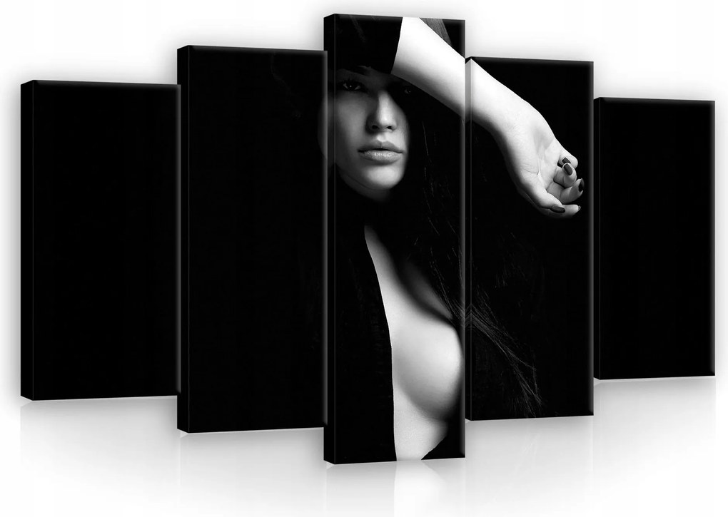Vászonkép 100x60 Érzékiség rejtély dráma érzelmek portré nő fekete fehér