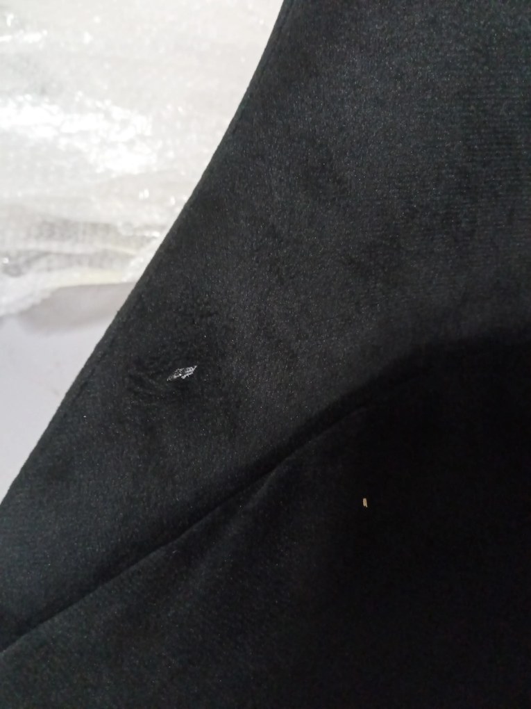 AKCIÓ Fekete bársony étkezőszék IMOLA II. osztály