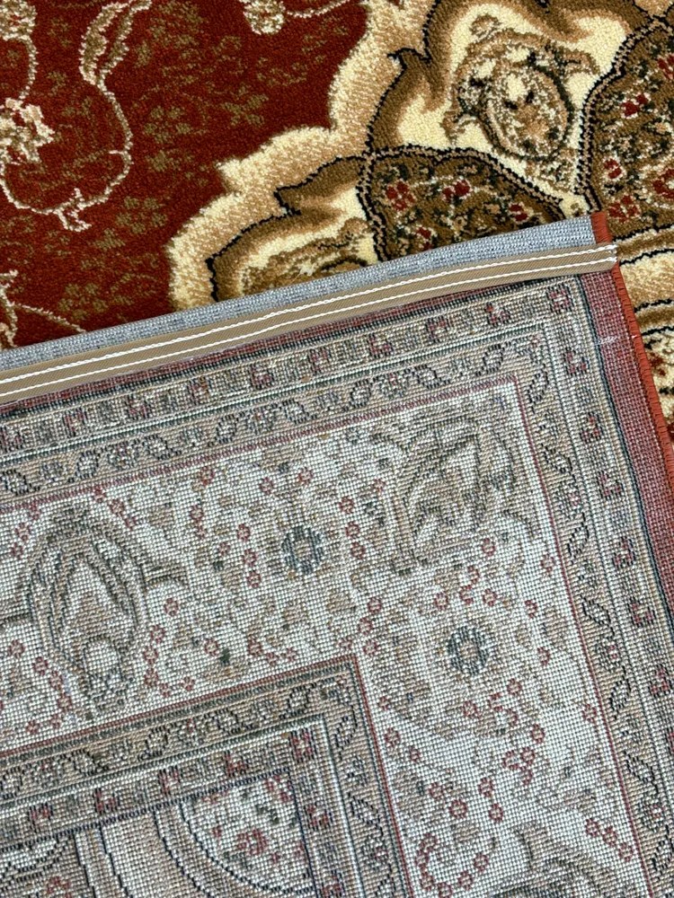 Aristocrat 0083 klasszikus mintájú világos piros szőnyeg 80x250 cm