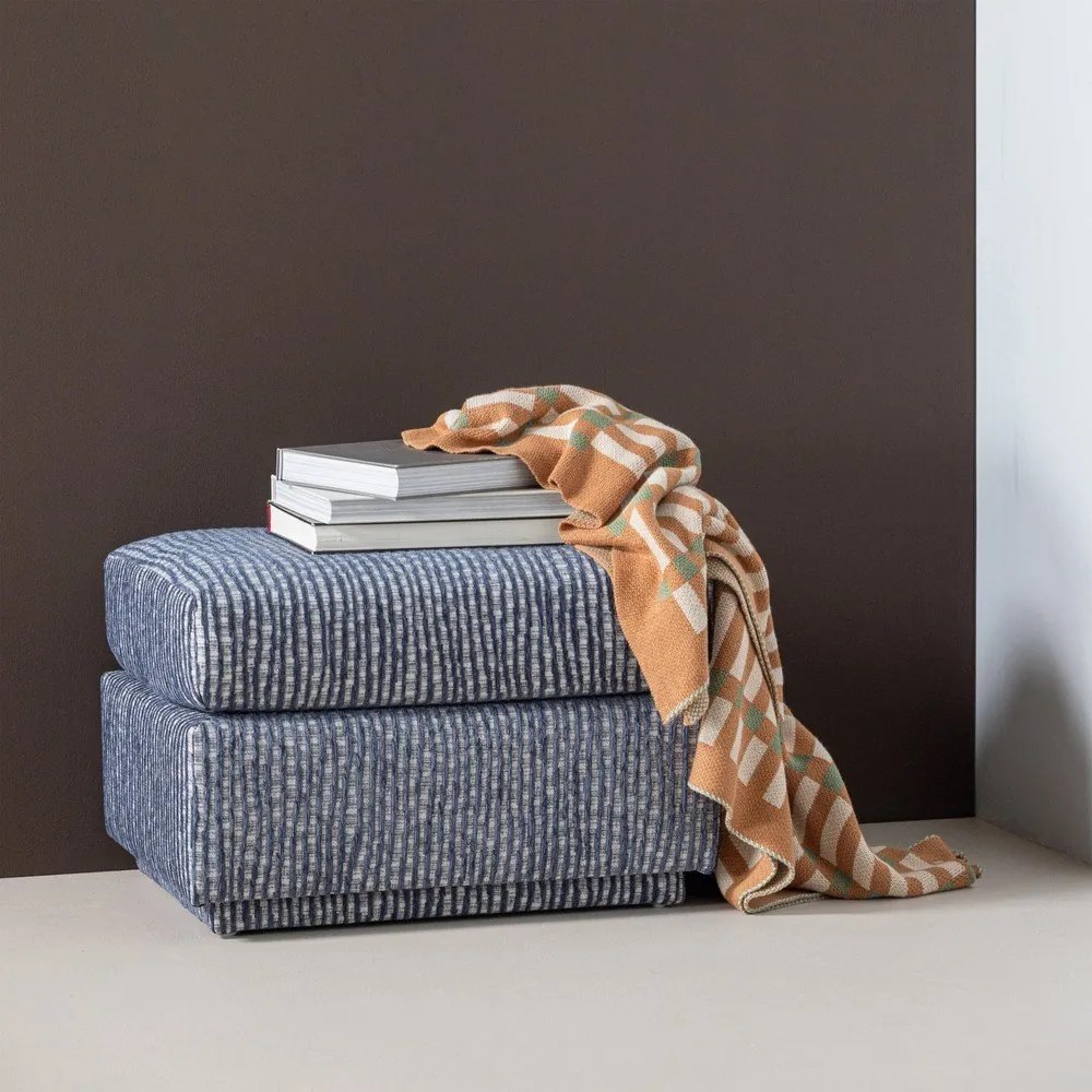 Szürkéskék kárpitozott lábtartó Lou – WOOOD