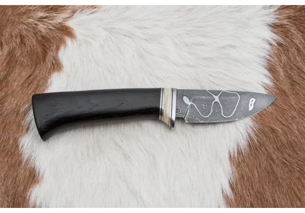 Exkluzív damaszkuszi kés 8,6 cm tölgy/tevecsont