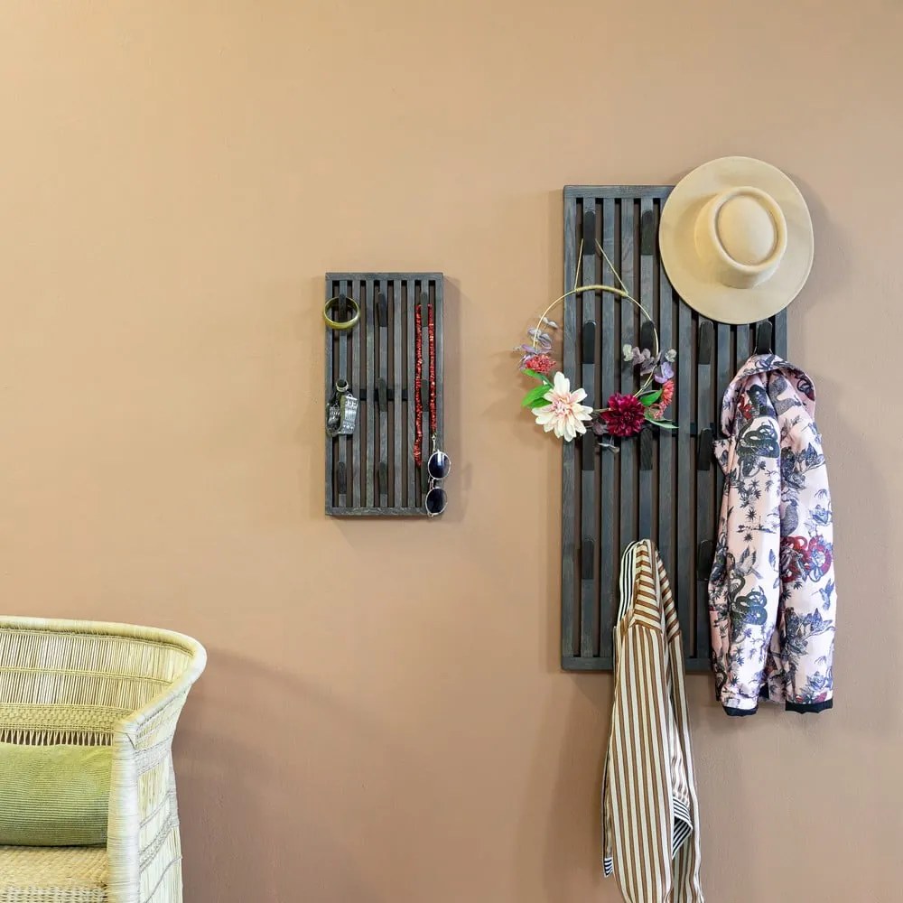 Sötétbarna tölgyfa fali fogas 24 cm Parco – Spinder Design