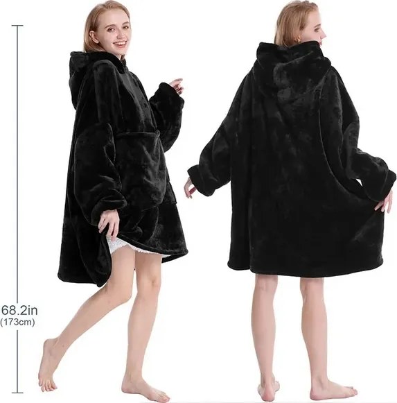 VERK Ujjakkal és kapucnival ellátott takaró - Huggle Hoodie - black