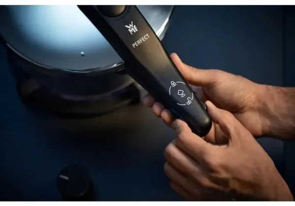 WMF - PERFECT rozsdamentes acél nyomásfőző szett 6,5 l + 3 l