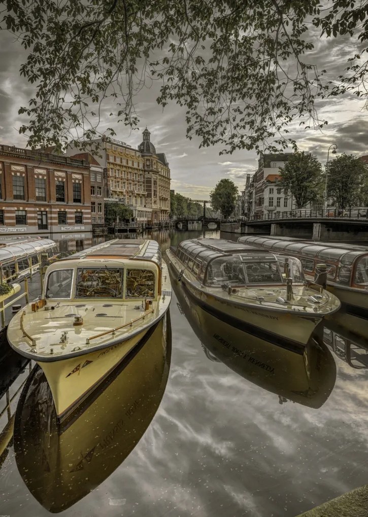 Poszter 67,5x95cm Kikötött hajók Amszterdamban 2, Assaf Frank