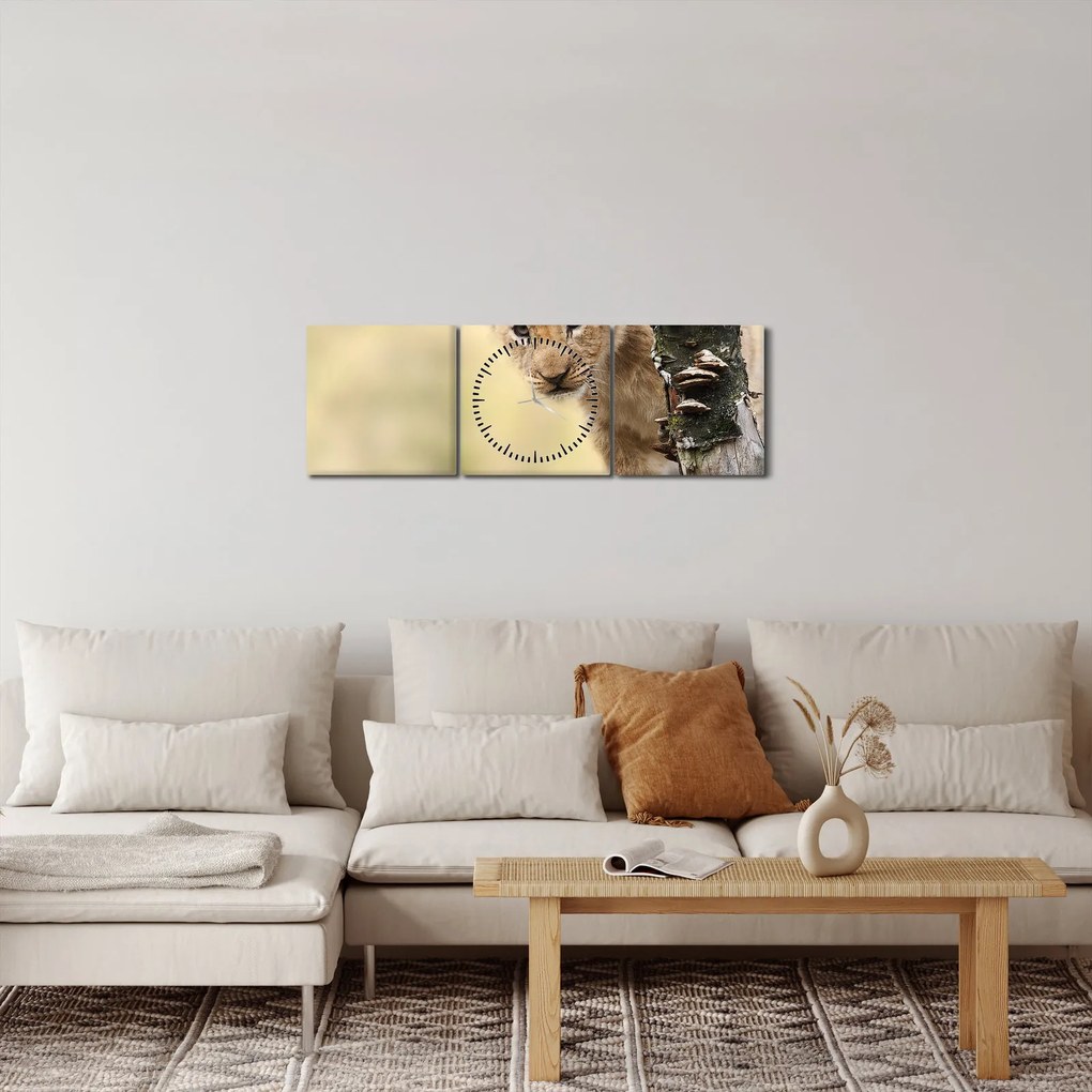 Egy oroszlán kölyök képe (órával) (90x30 cm)