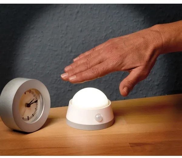 Brennenstuhl - LED mozgóérzékelős irányfény LED/3xAA 3000K