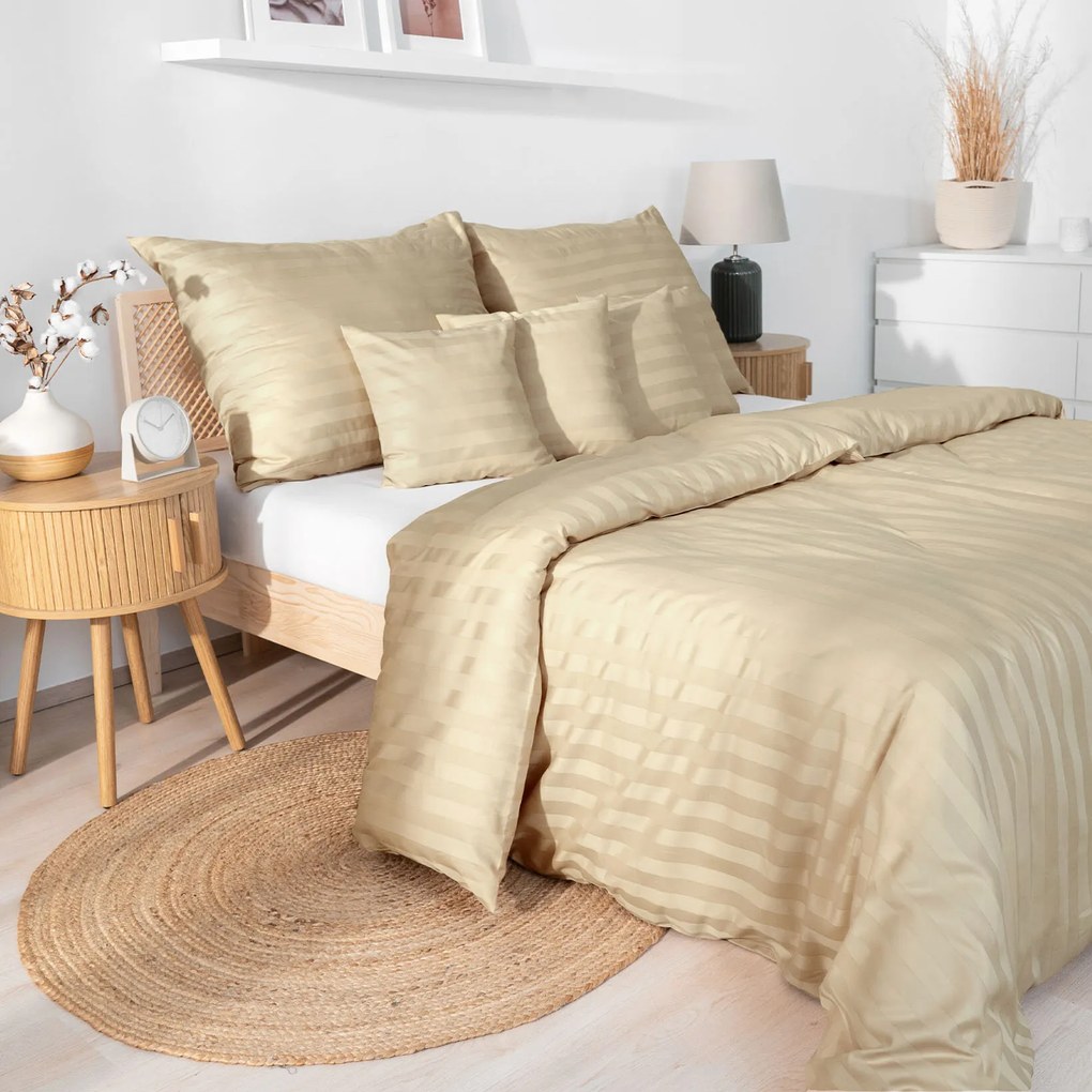 Goldea damaszt ágyneműhuzat - arany csíkos 220 x 200 és 2db 70 x 90 cm