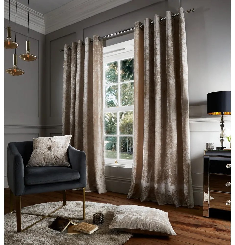 Bézs függöny szett 2 db-os 168x183 cm Crushed Velvet – Catherine Lansfield